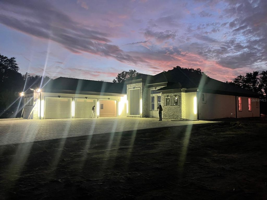 Photo of 10112 Judy Road, Dover, FL 33527 (MLS # TB8459660)