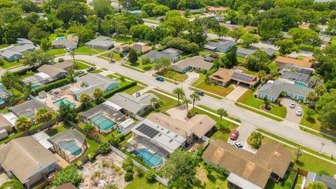 A home in LONGWOOD