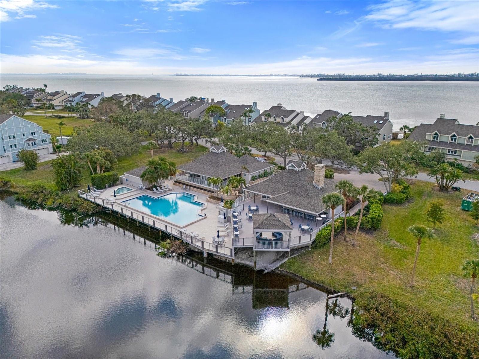 TIDY ISLAND PH II - Residential