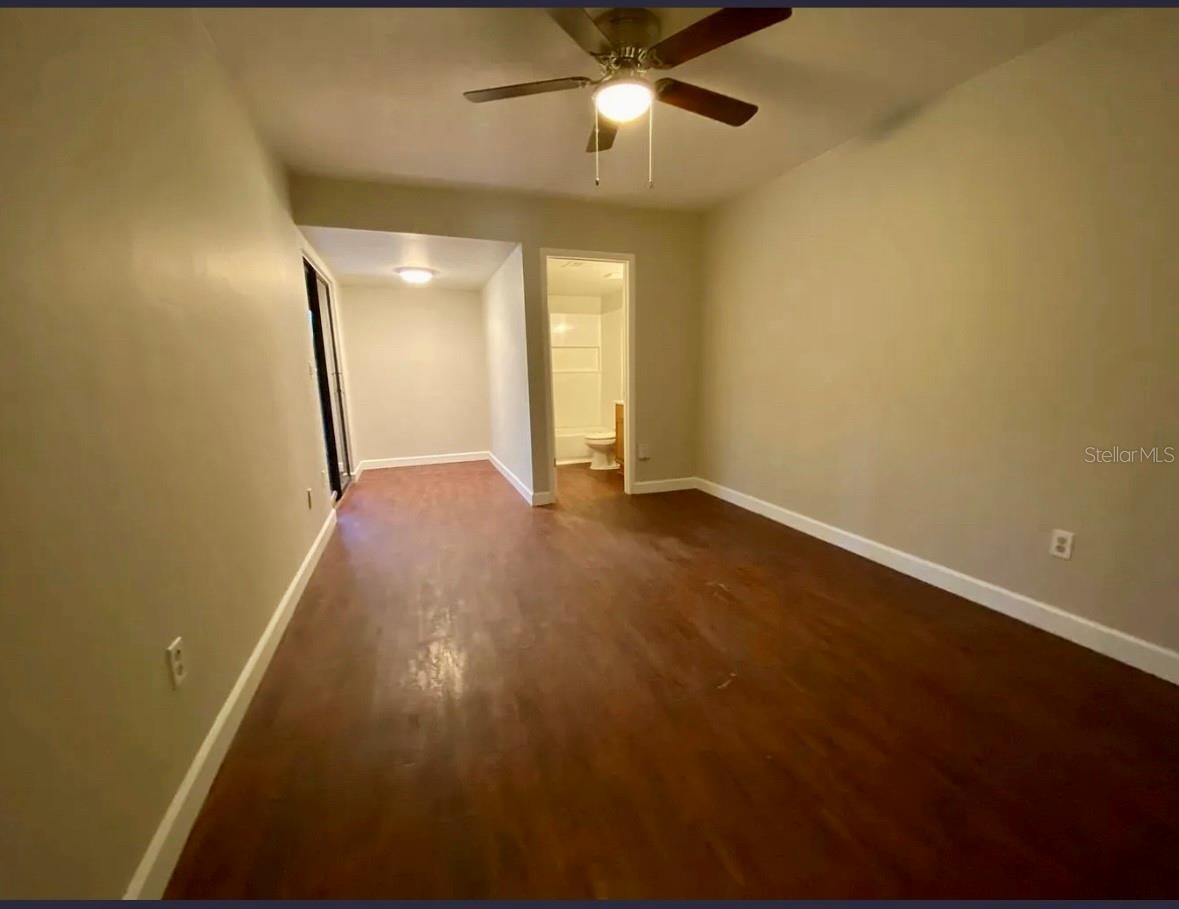 TOWER OAKS MANOR - Residential