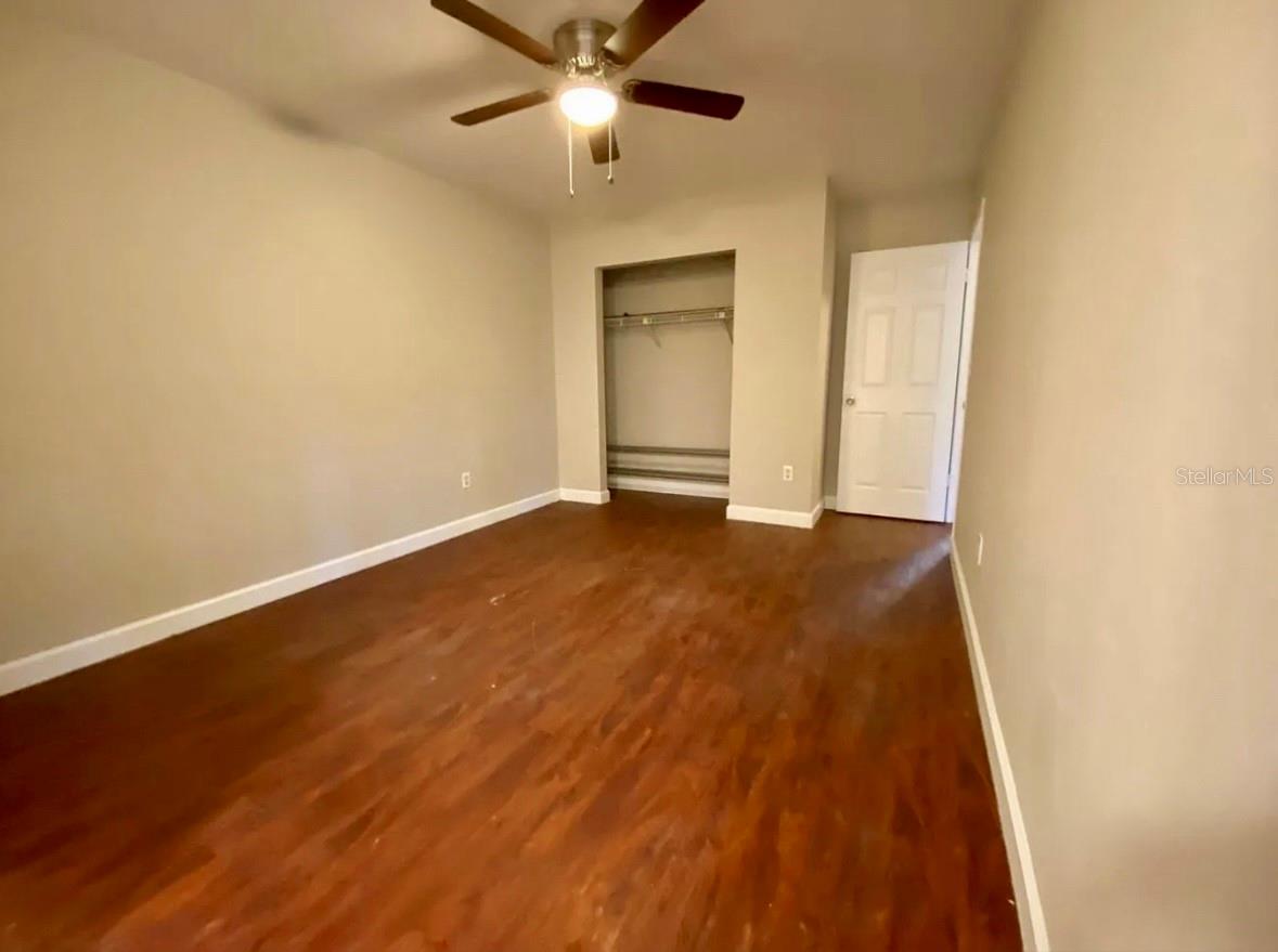 TOWER OAKS MANOR - Residential