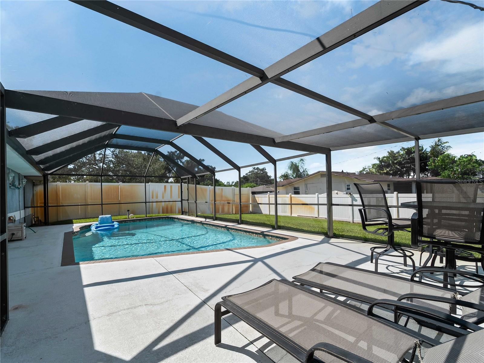 SOUTH VENICE - Residential