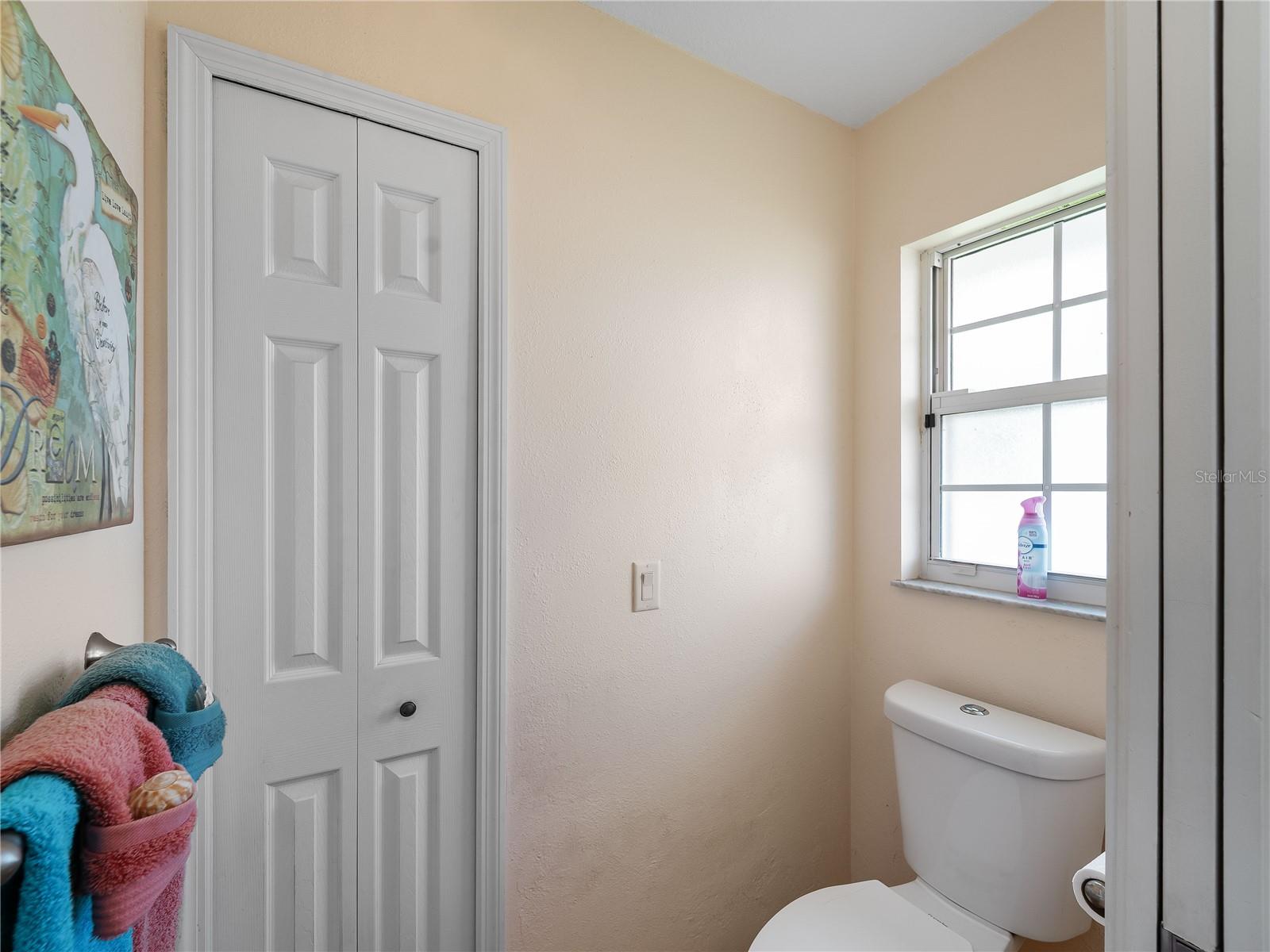 SOUTH VENICE - Residential