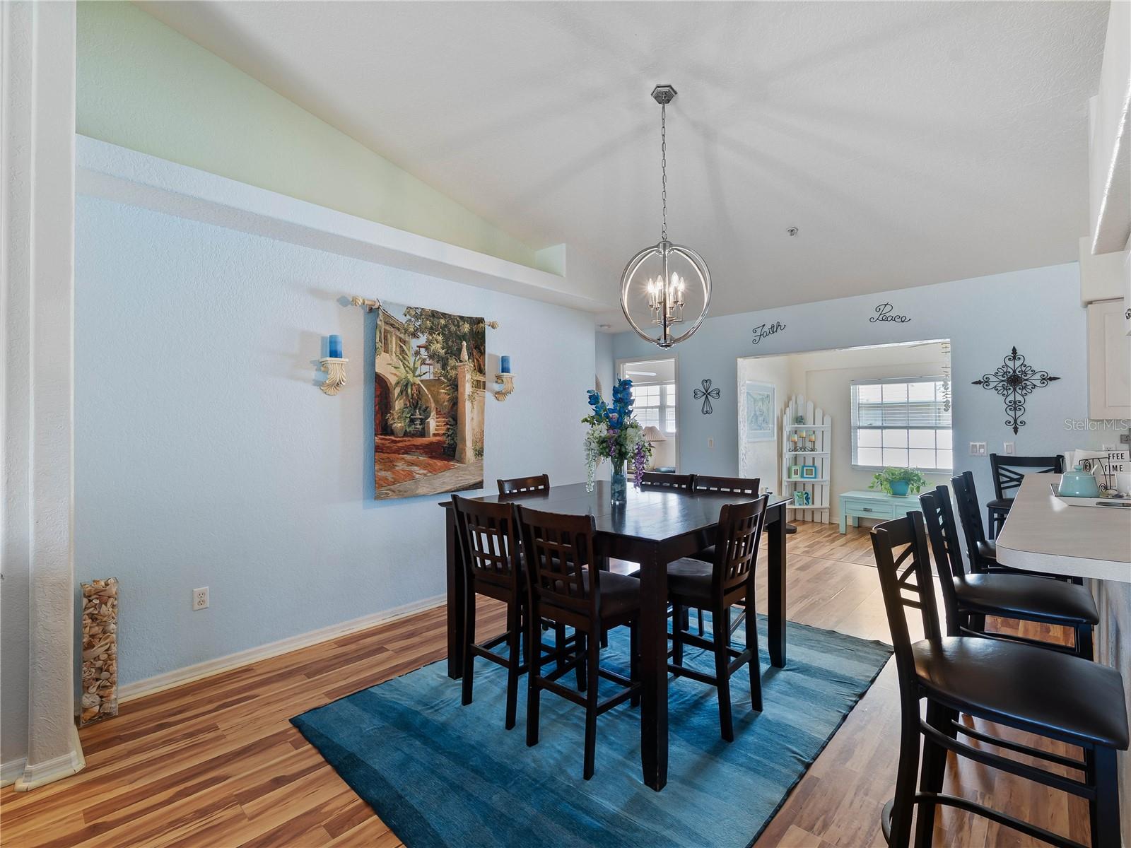 SOUTH VENICE - Residential