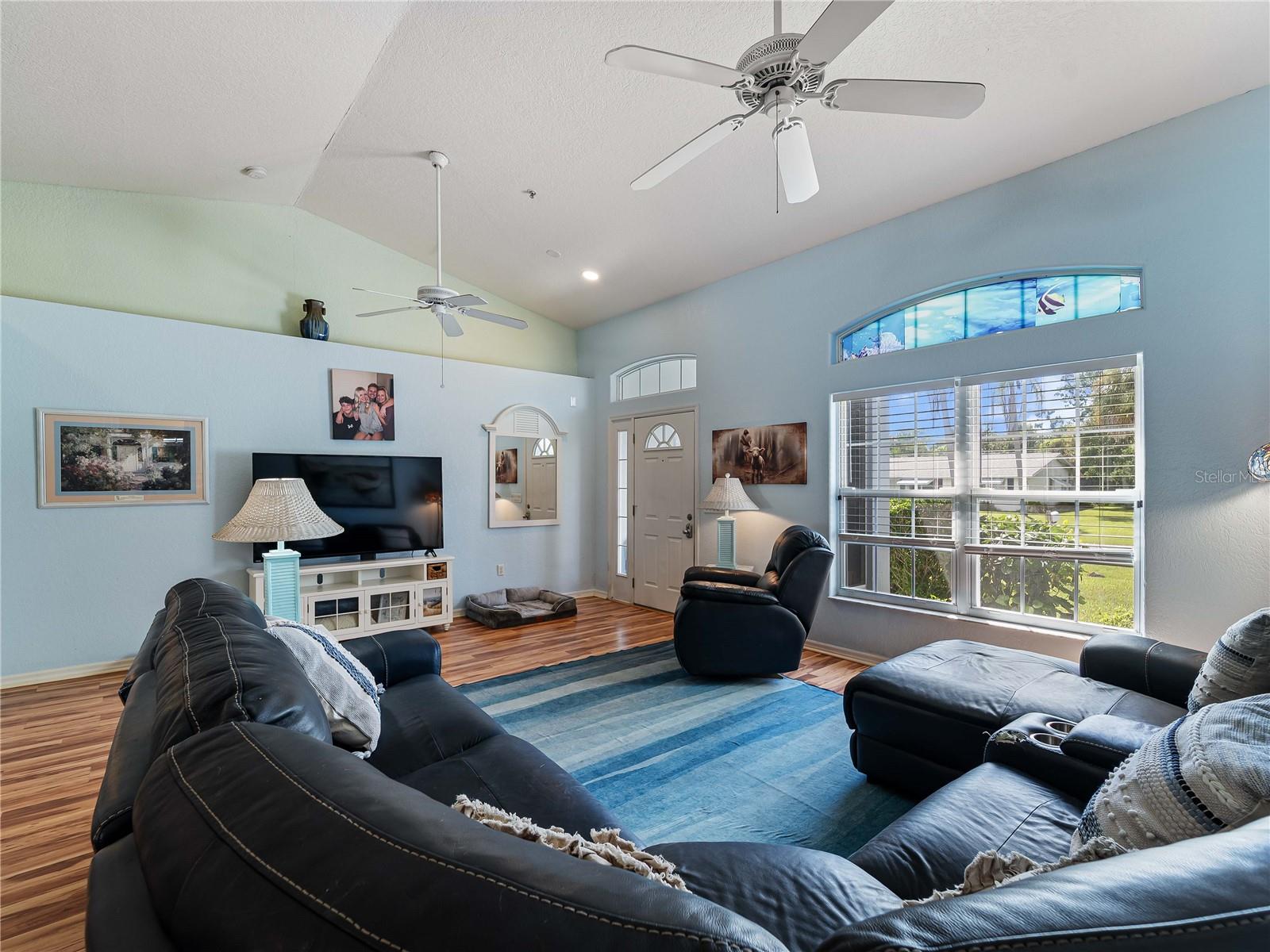 SOUTH VENICE - Residential