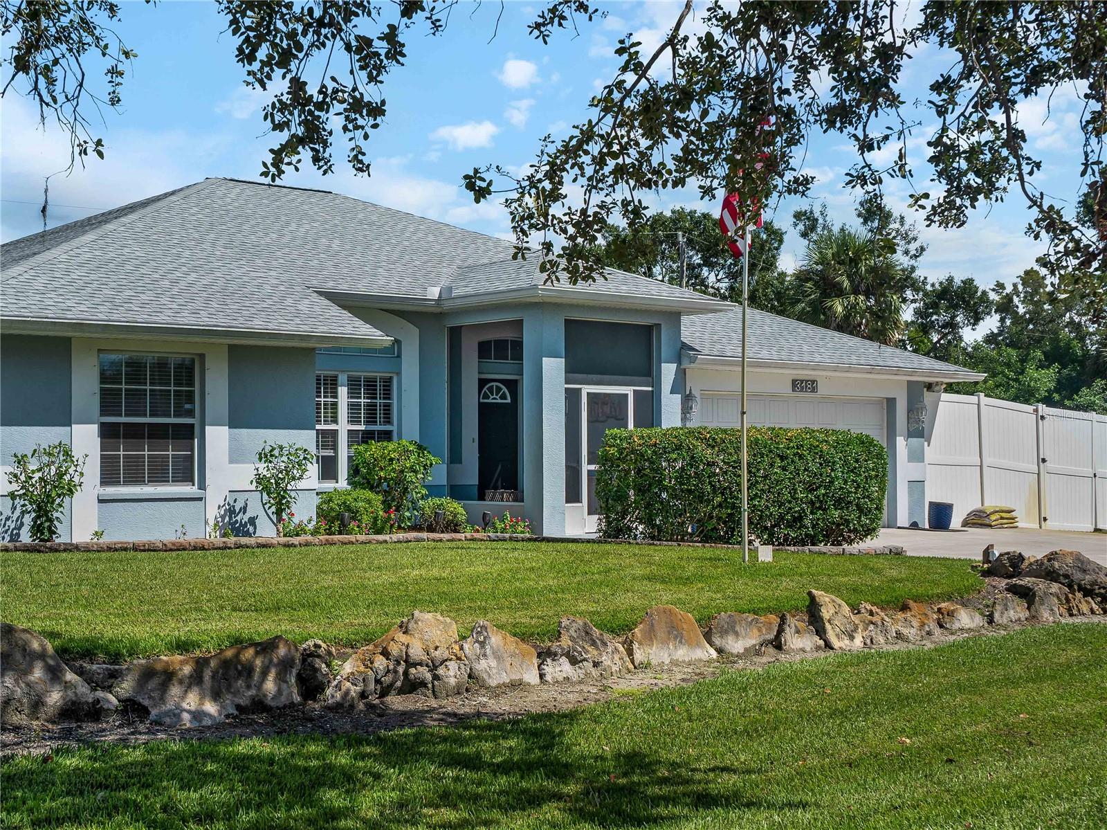 SOUTH VENICE - Residential