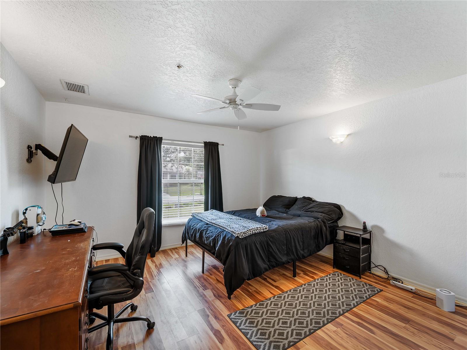 SOUTH VENICE - Residential