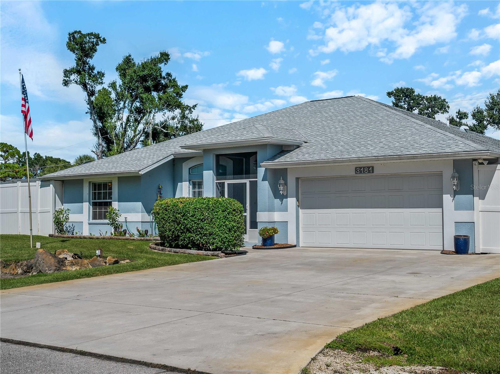 SOUTH VENICE - Residential