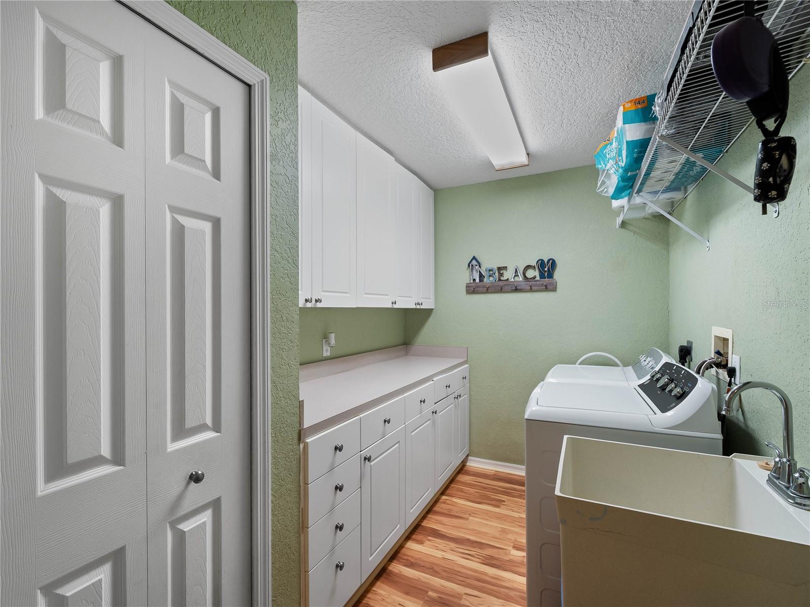 SOUTH VENICE - Residential