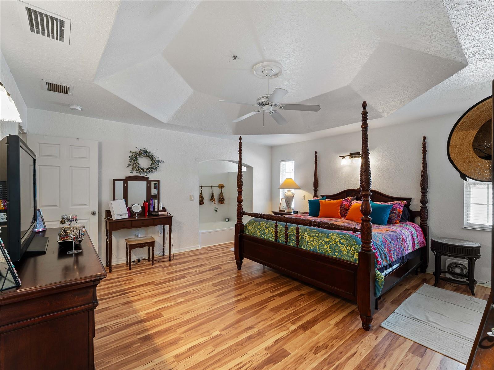 SOUTH VENICE - Residential