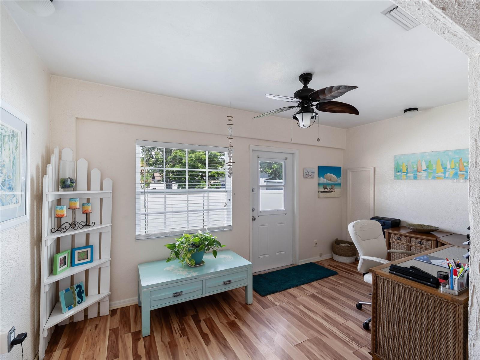 SOUTH VENICE - Residential