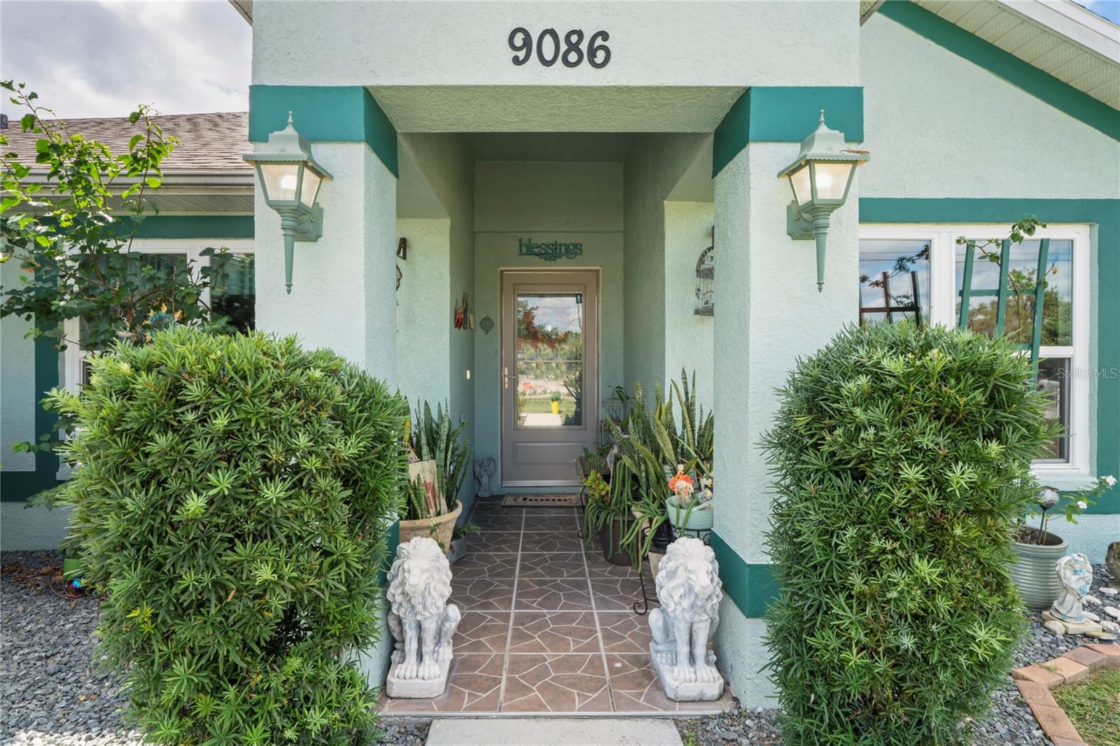 SPRING HILL - Residential