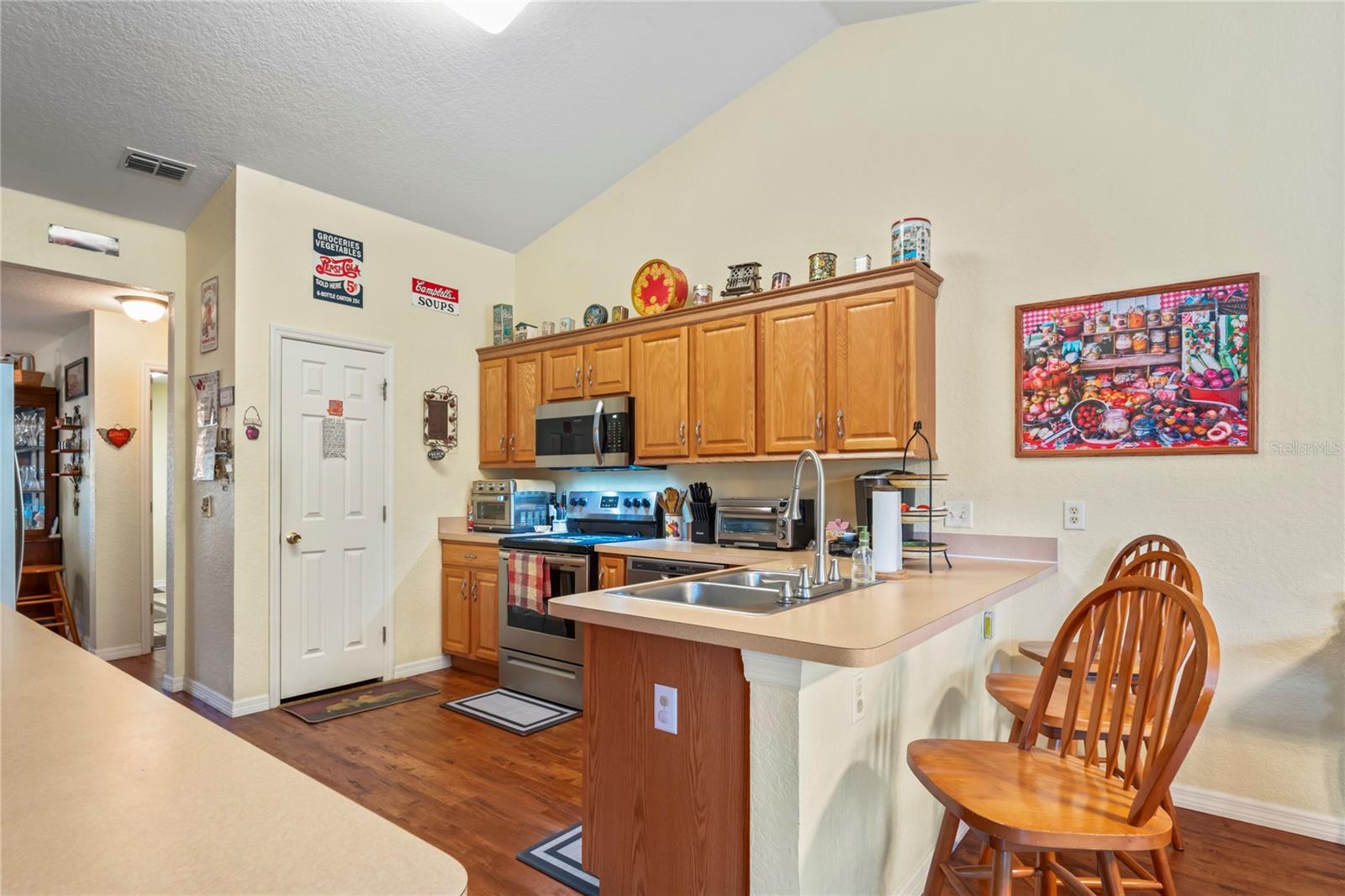 SPRING HILL - Residential