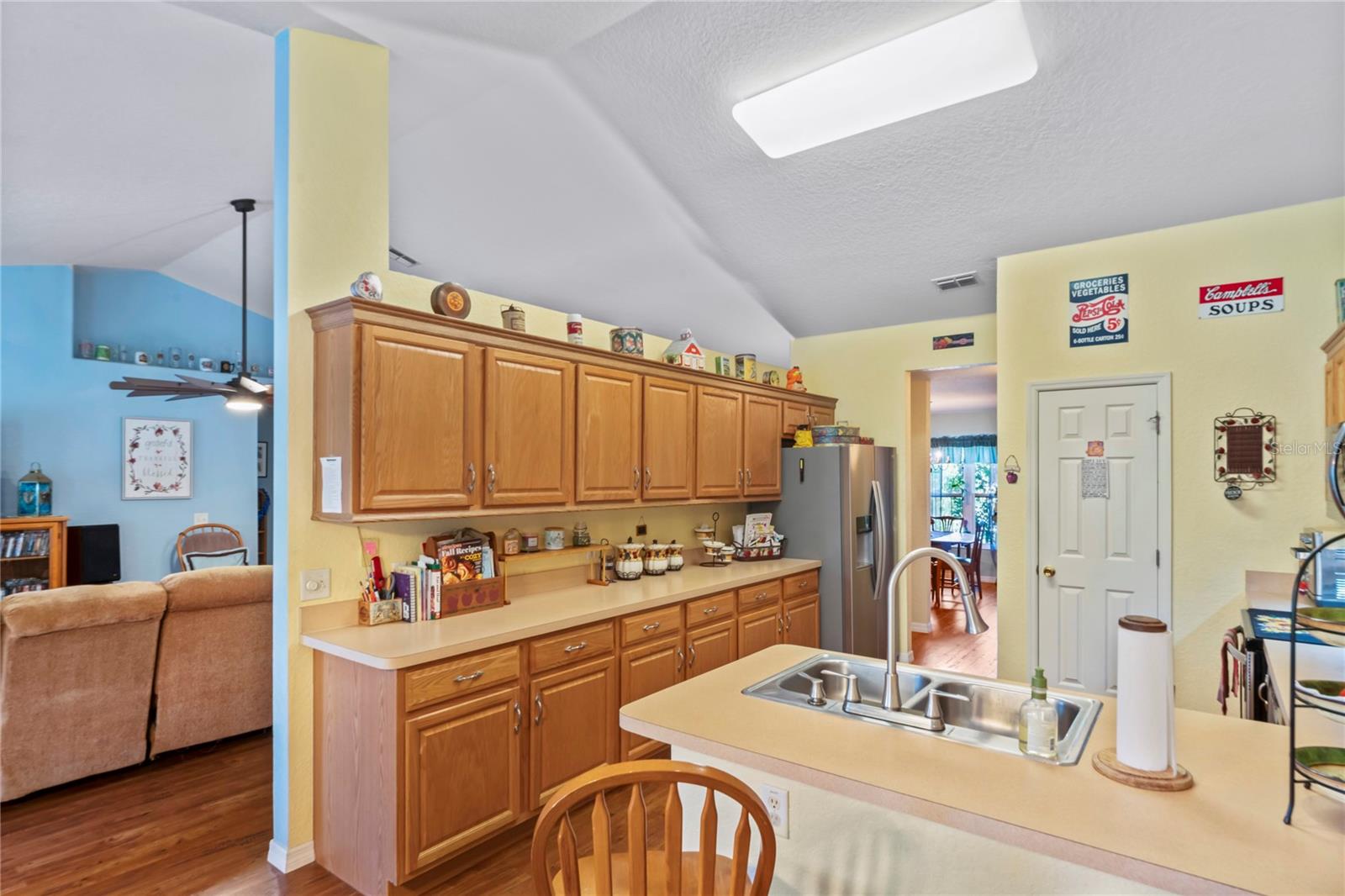 SPRING HILL - Residential