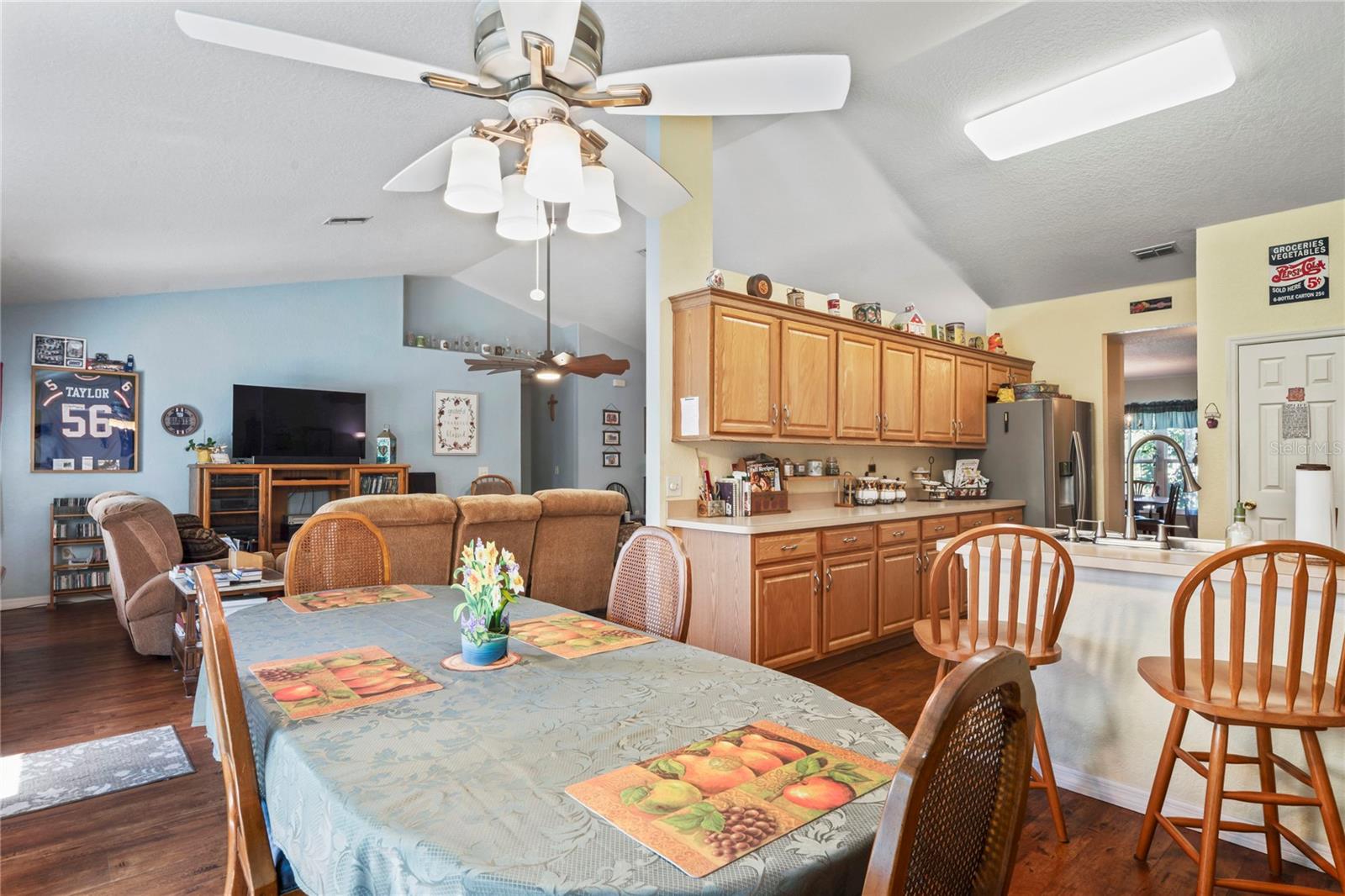 SPRING HILL - Residential