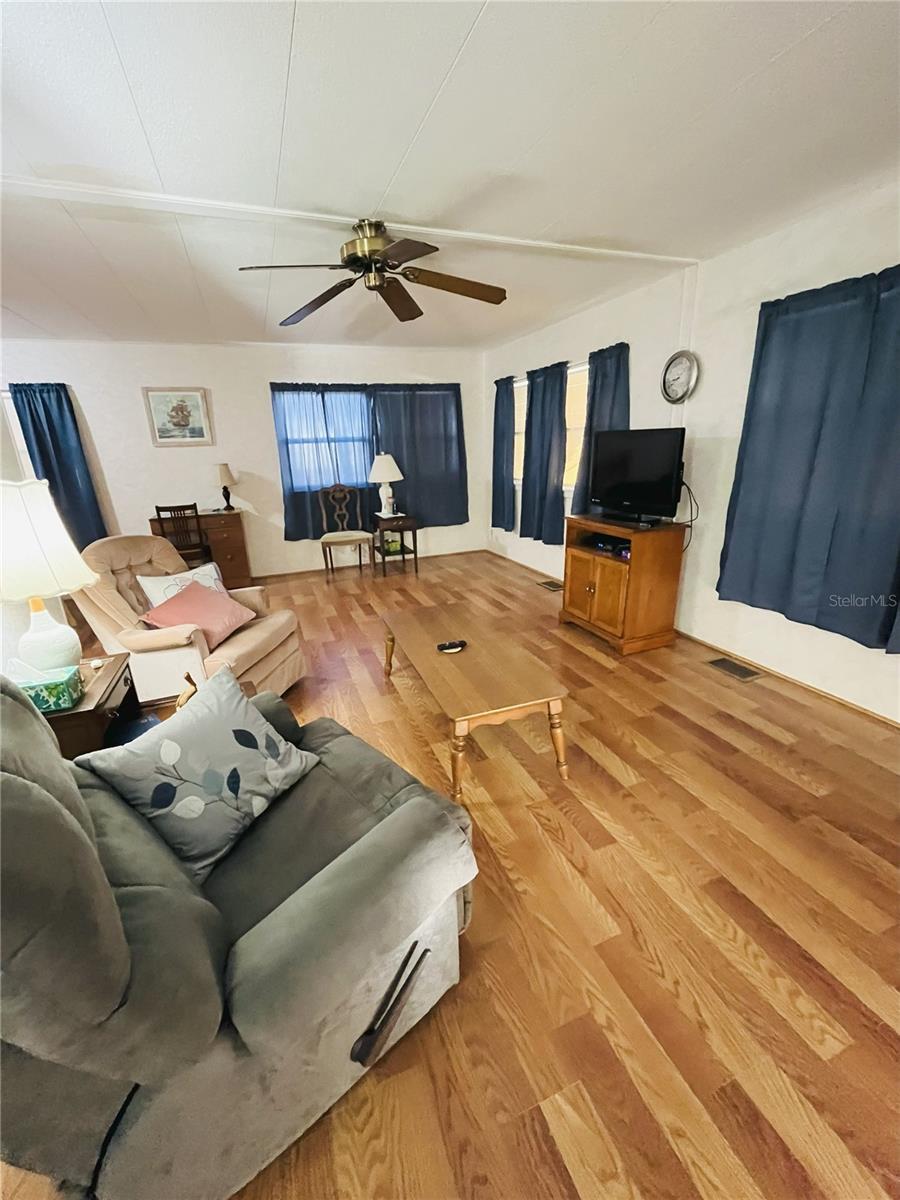 TRAILER ESTATES - Residential