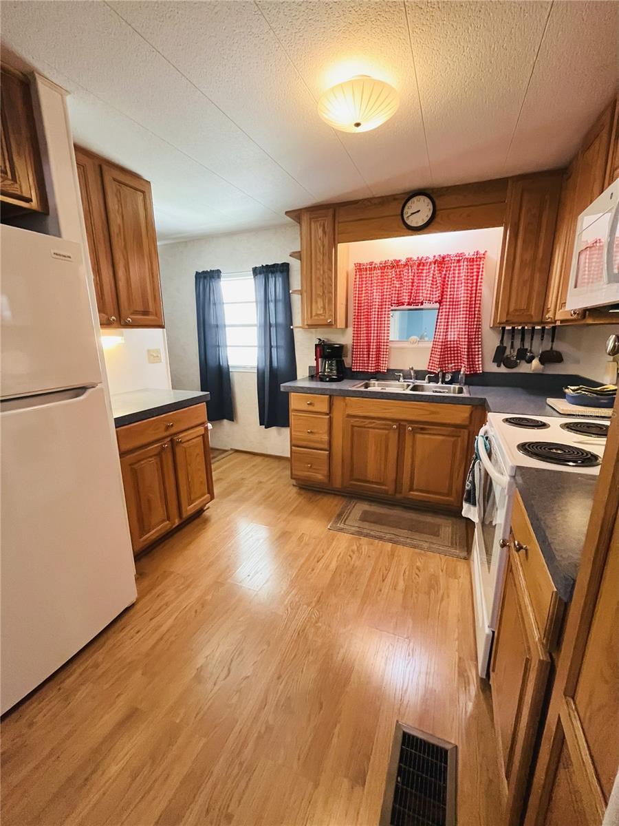 TRAILER ESTATES - Residential