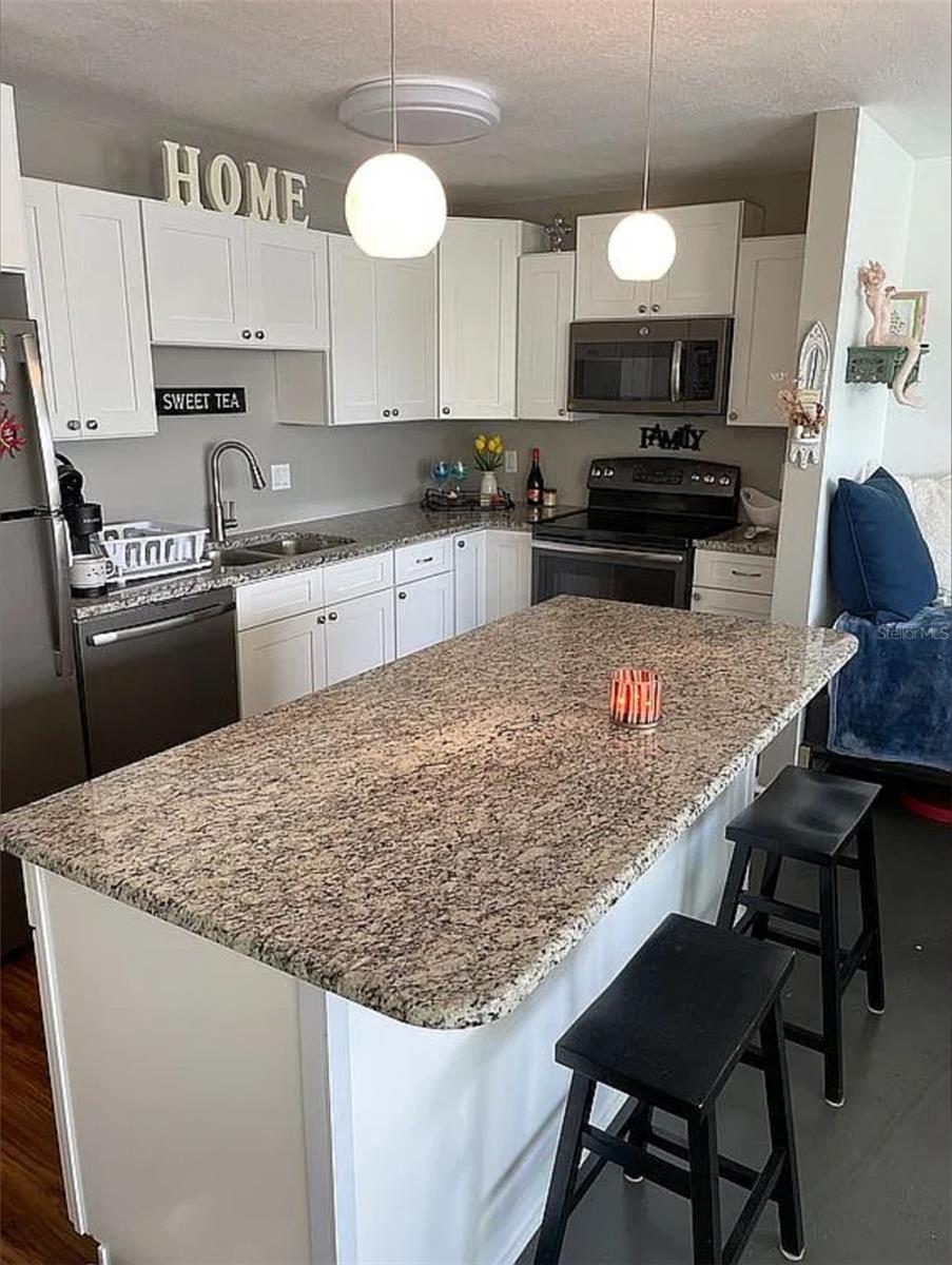 CHALET-ON-THE-LAKE CONDO - Residential