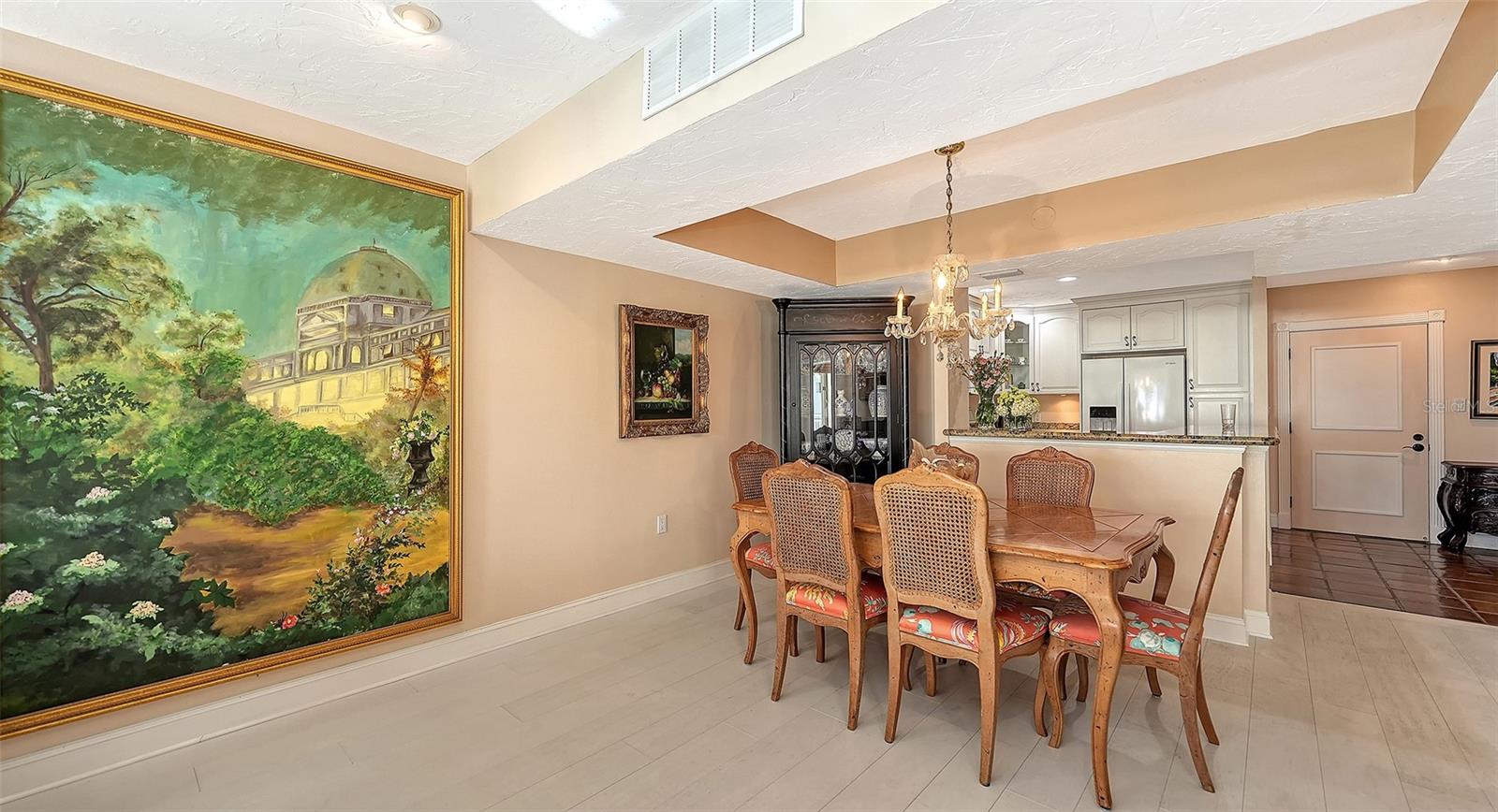 CLUB LONGBOAT BEACH & TENNIS - Residential