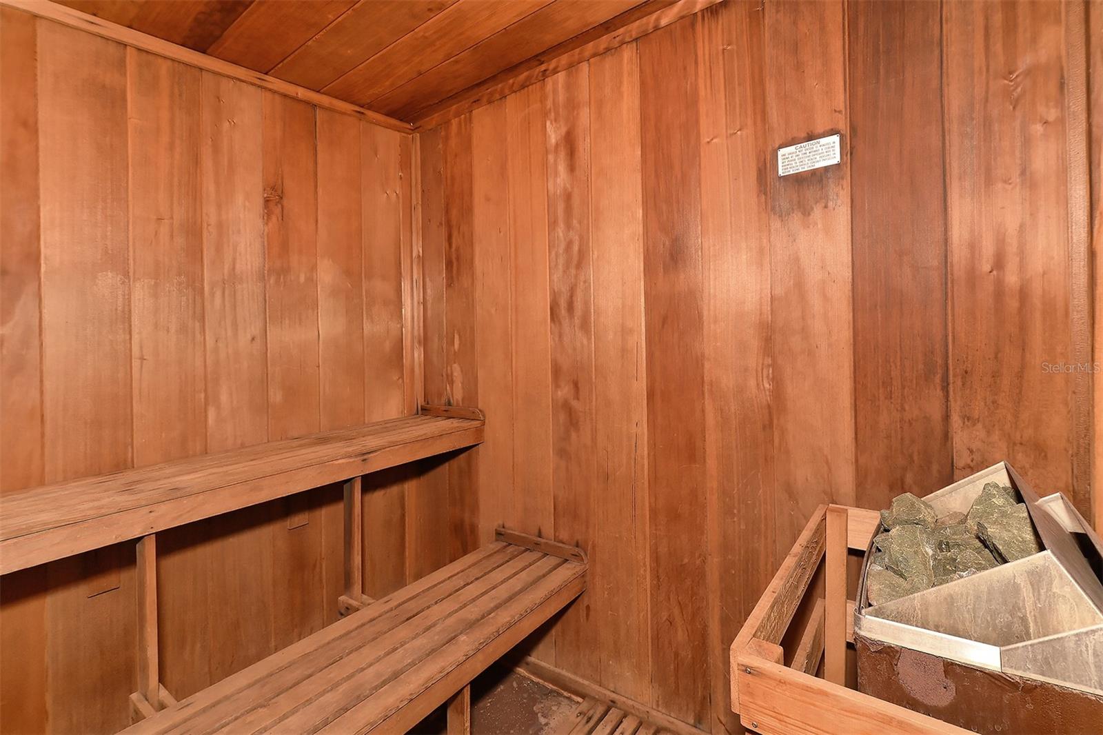 CLUB LONGBOAT BEACH & TENNIS - Residential