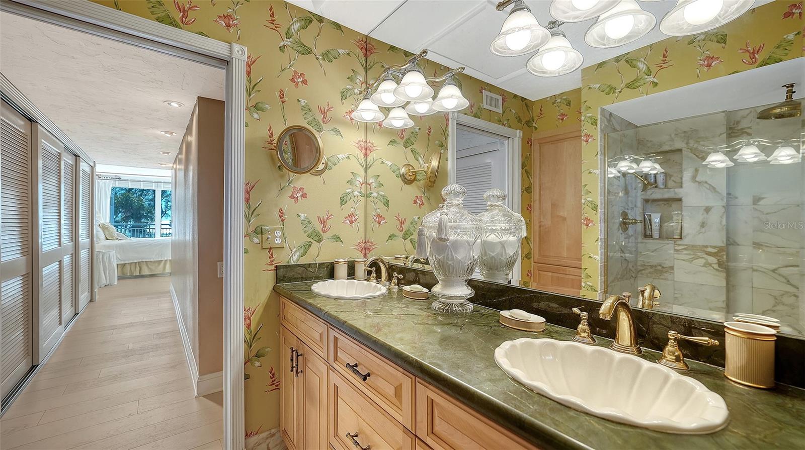 CLUB LONGBOAT BEACH & TENNIS - Residential