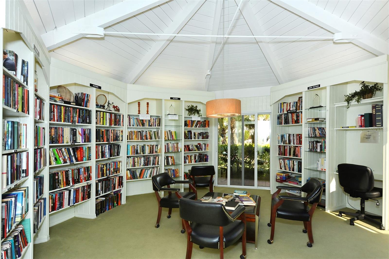 CLUB LONGBOAT BEACH & TENNIS - Residential