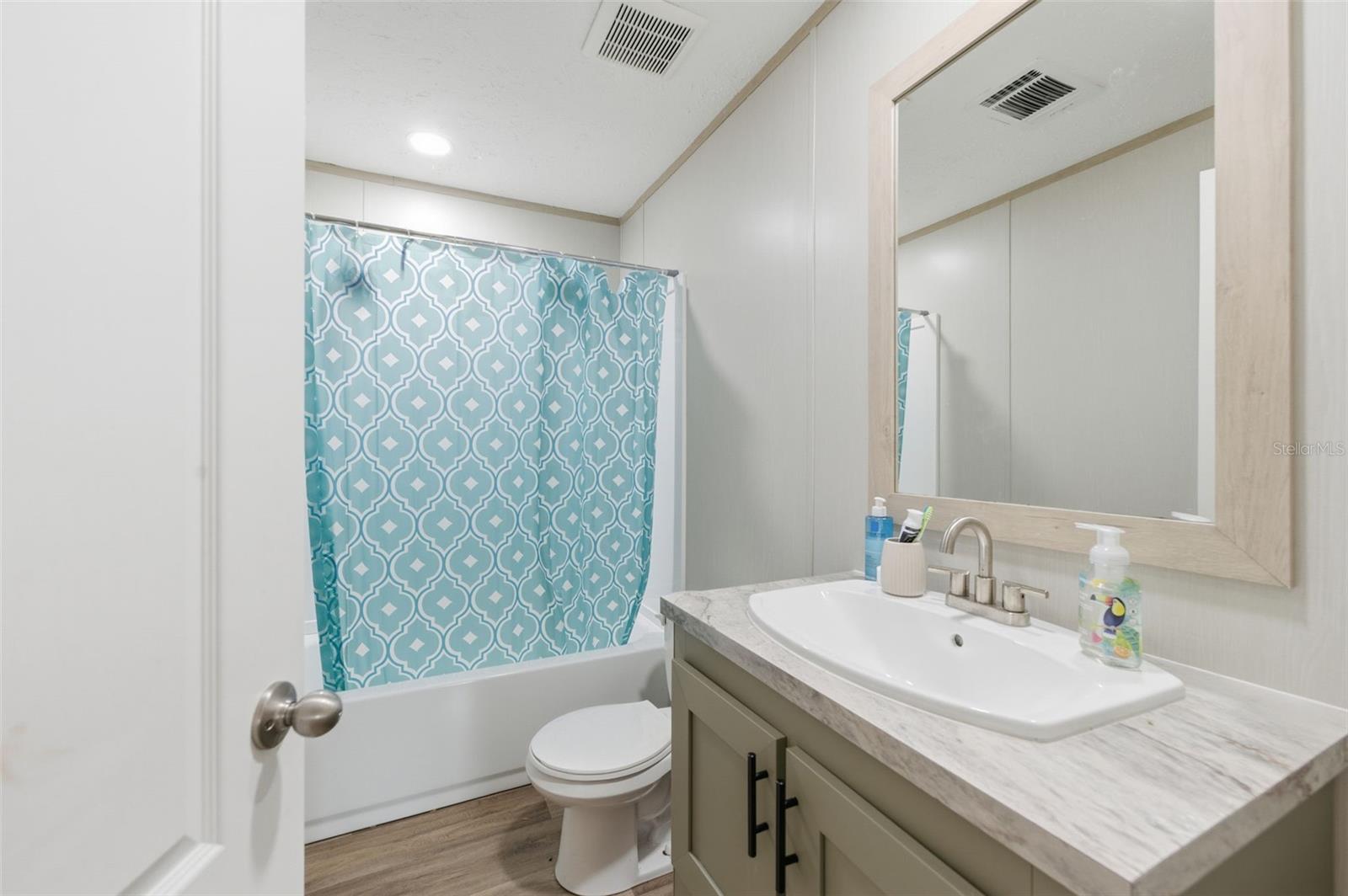 GREEN ACRES - Residential