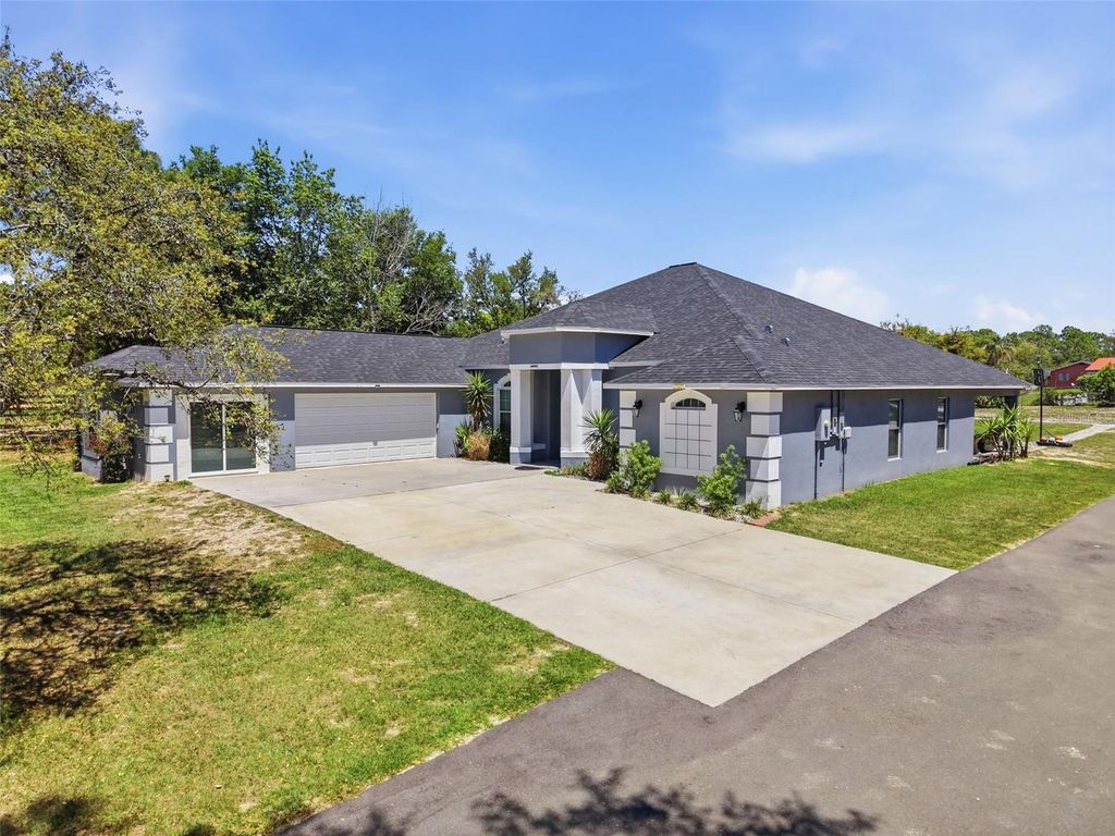 Photo of 18354 Monteverde Drive, Spring Hill, FL 34610 (MLS # W7885220)