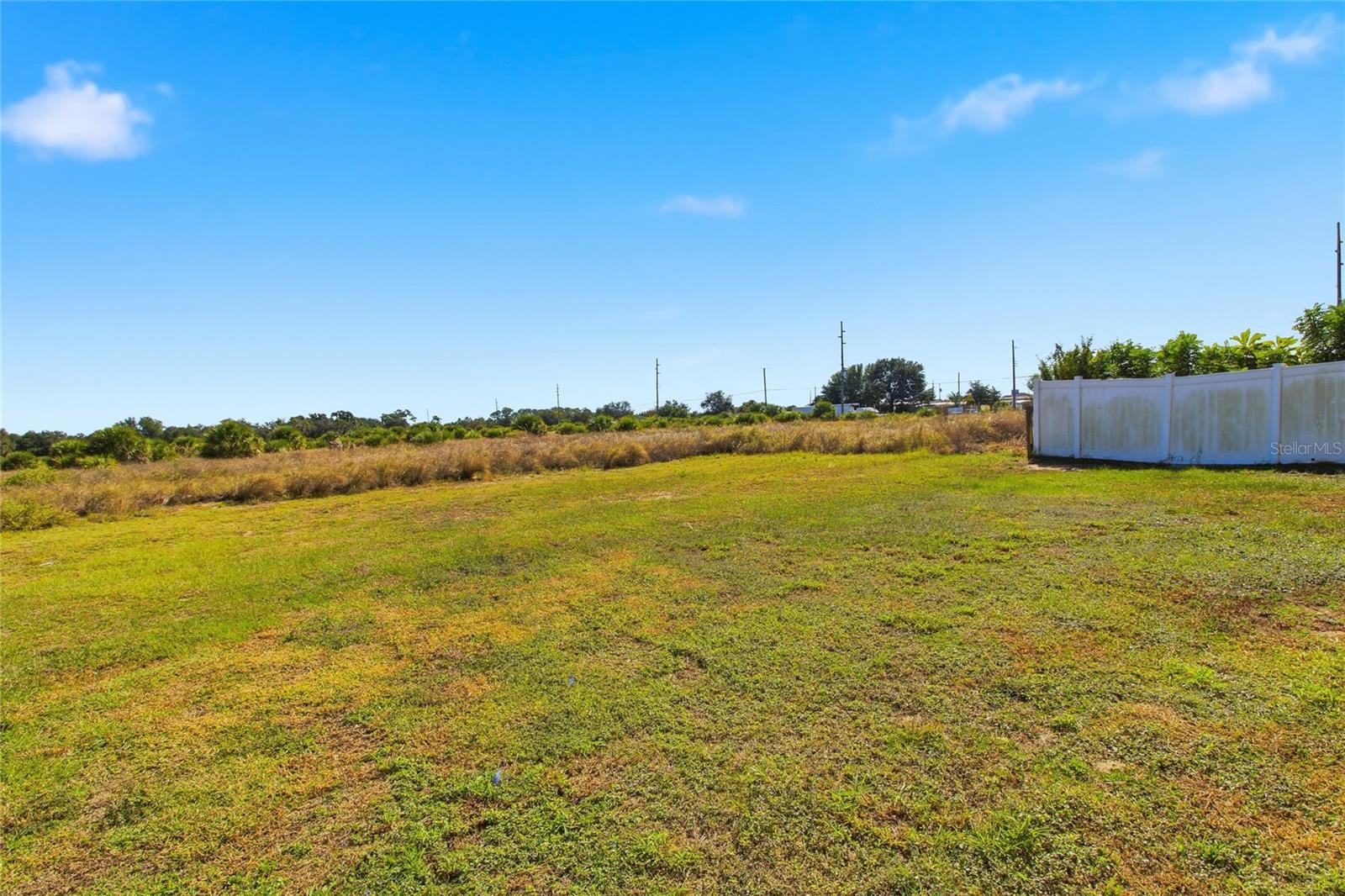 LAKE ROCHELLE ESTATES - Residential Lease