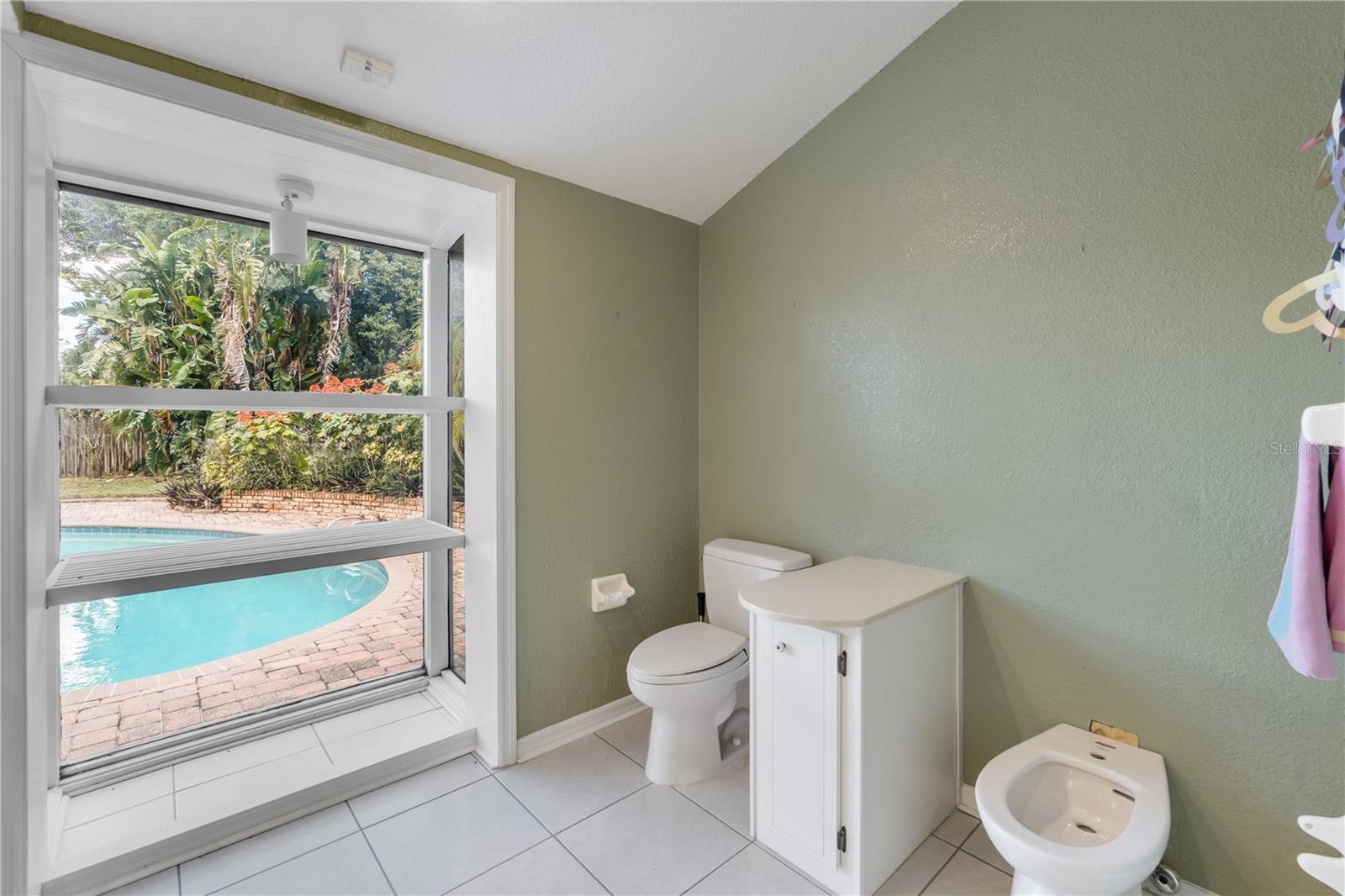 OAKLEIGH 3RD ADD - Residential