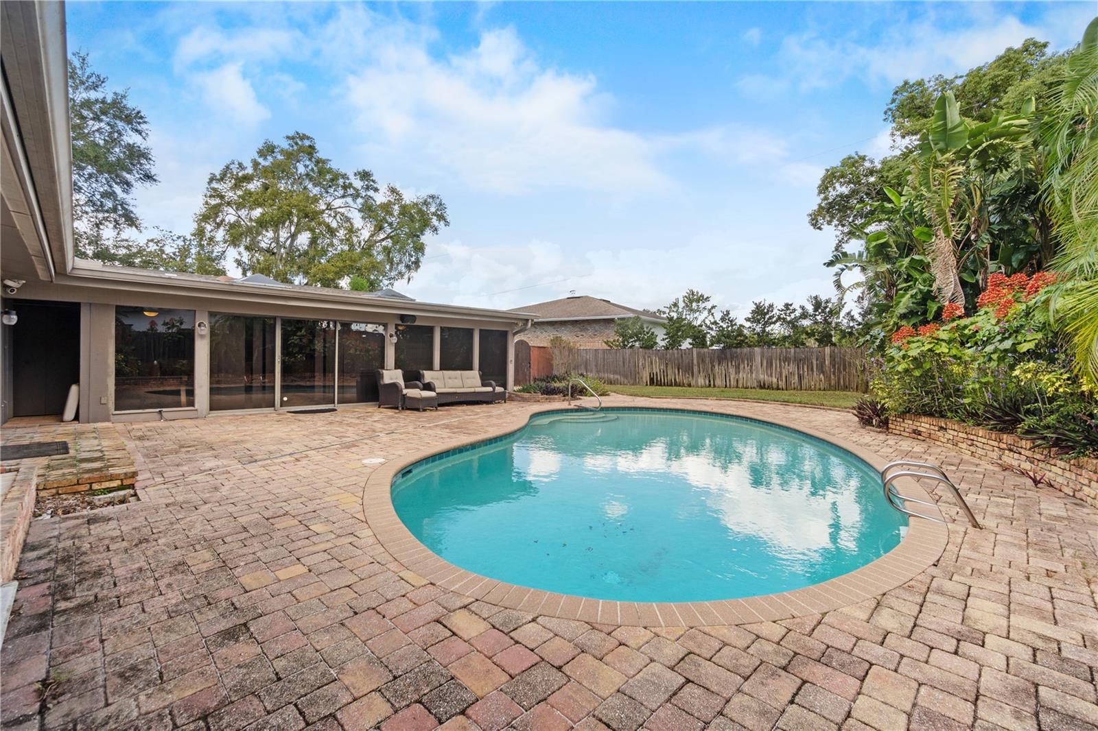OAKLEIGH 3RD ADD - Residential