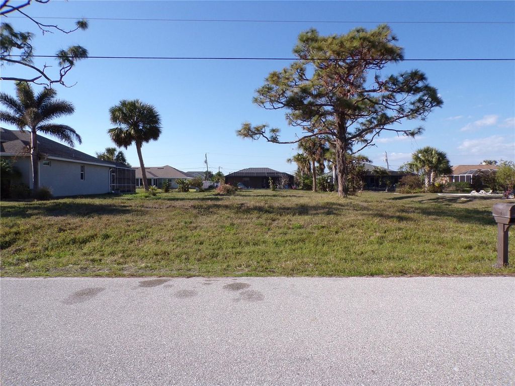 Photo of 9 Long Meadow Lane, Rotonda West, FL 33947 (MLS # C7505085)