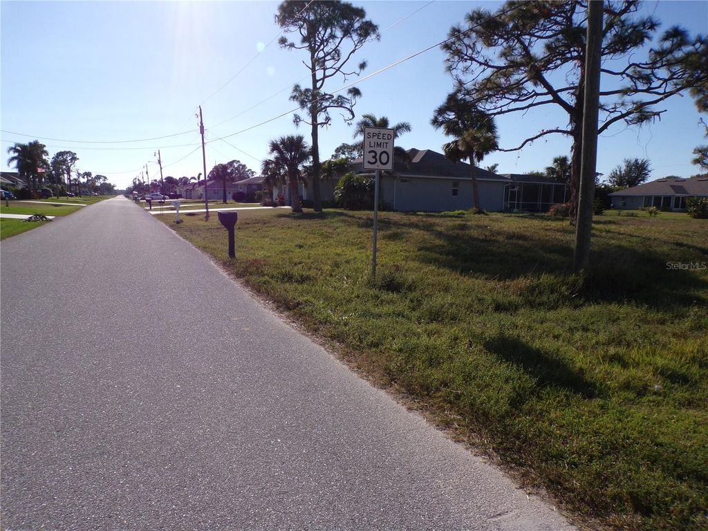 Photo of 9 Long Meadow Lane, Rotonda West, FL 33947 (MLS # C7505085)
