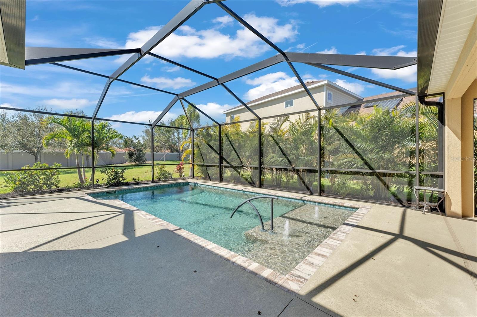 MAGNOLIA POINT - Residential