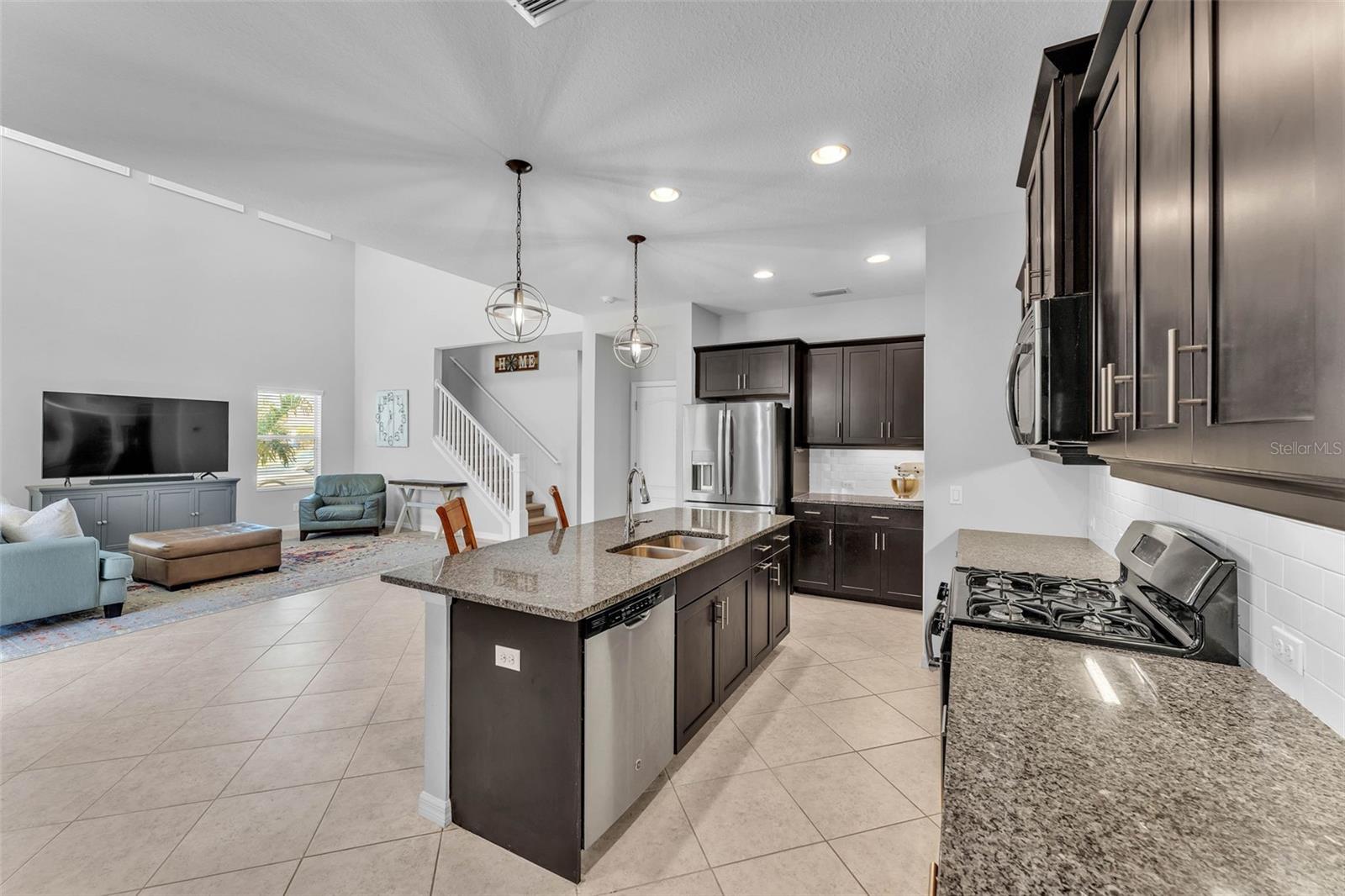 MAGNOLIA POINT - Residential