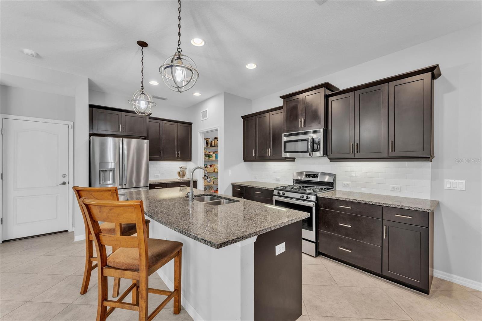 MAGNOLIA POINT - Residential