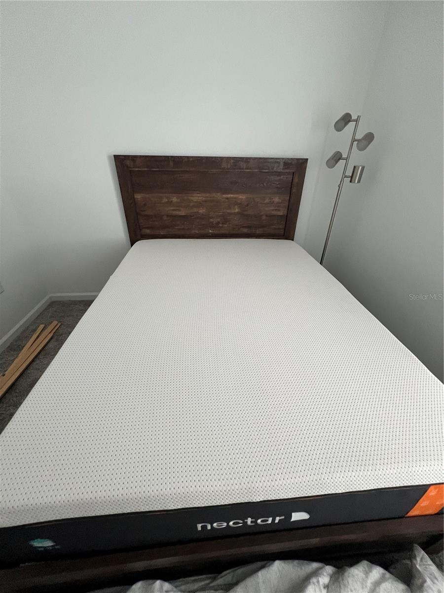 RANCHES/LK MCLEOD II - Residential Lease