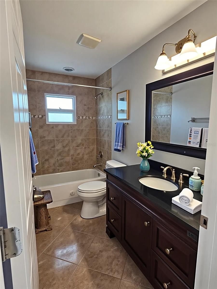 LILLIAN & JEAN SUB - Residential Lease