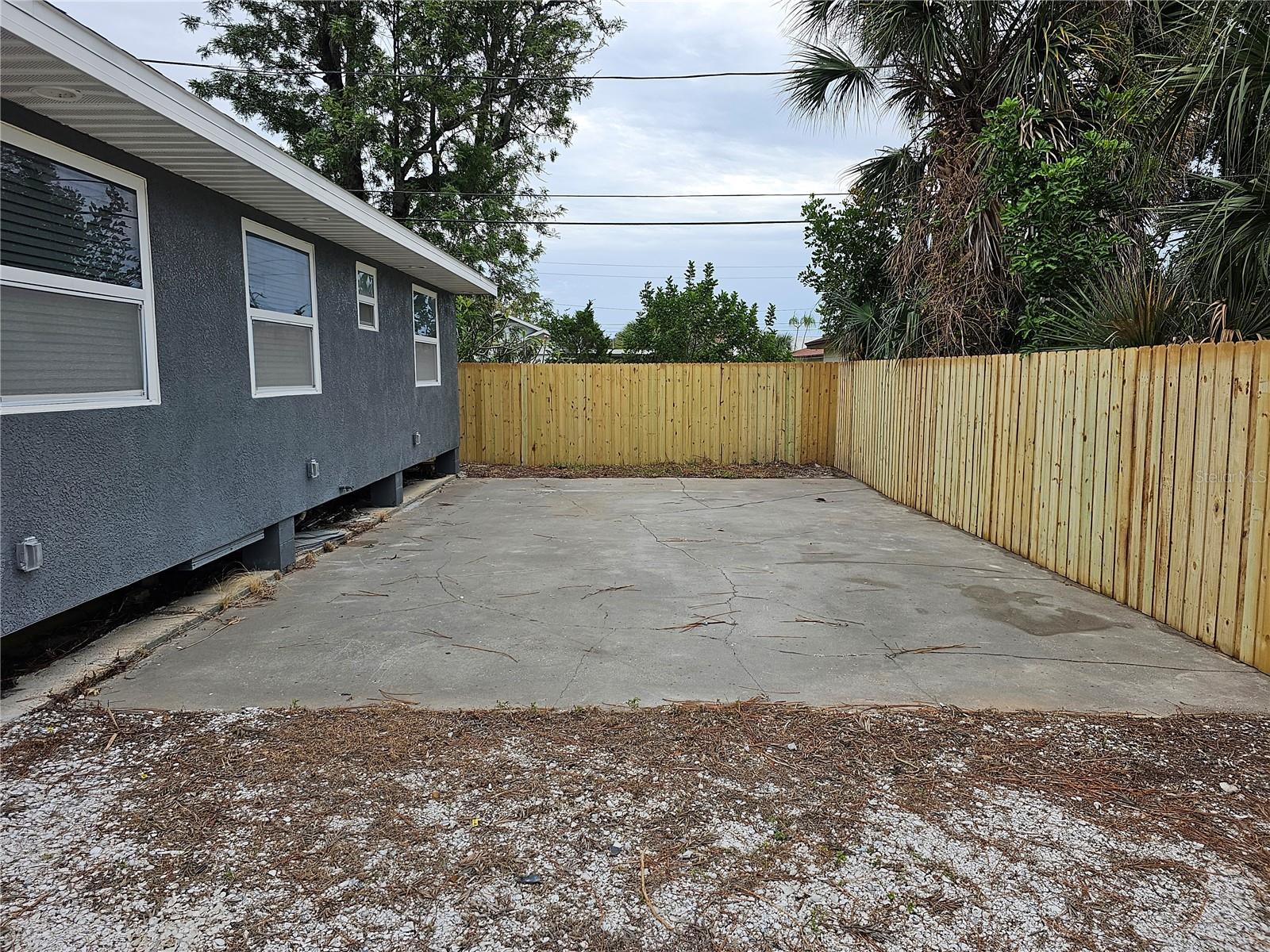 LILLIAN & JEAN SUB - Residential Lease