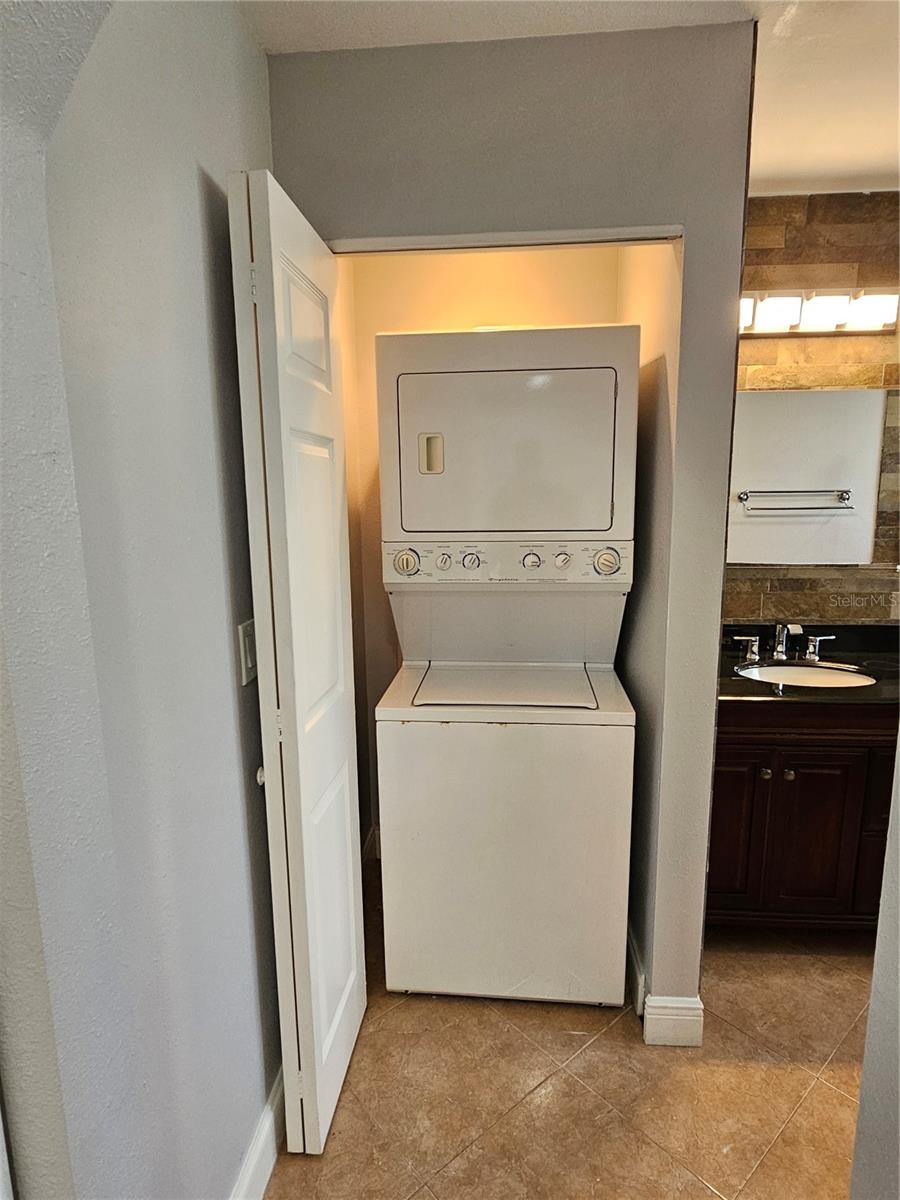 LILLIAN & JEAN SUB - Residential Lease