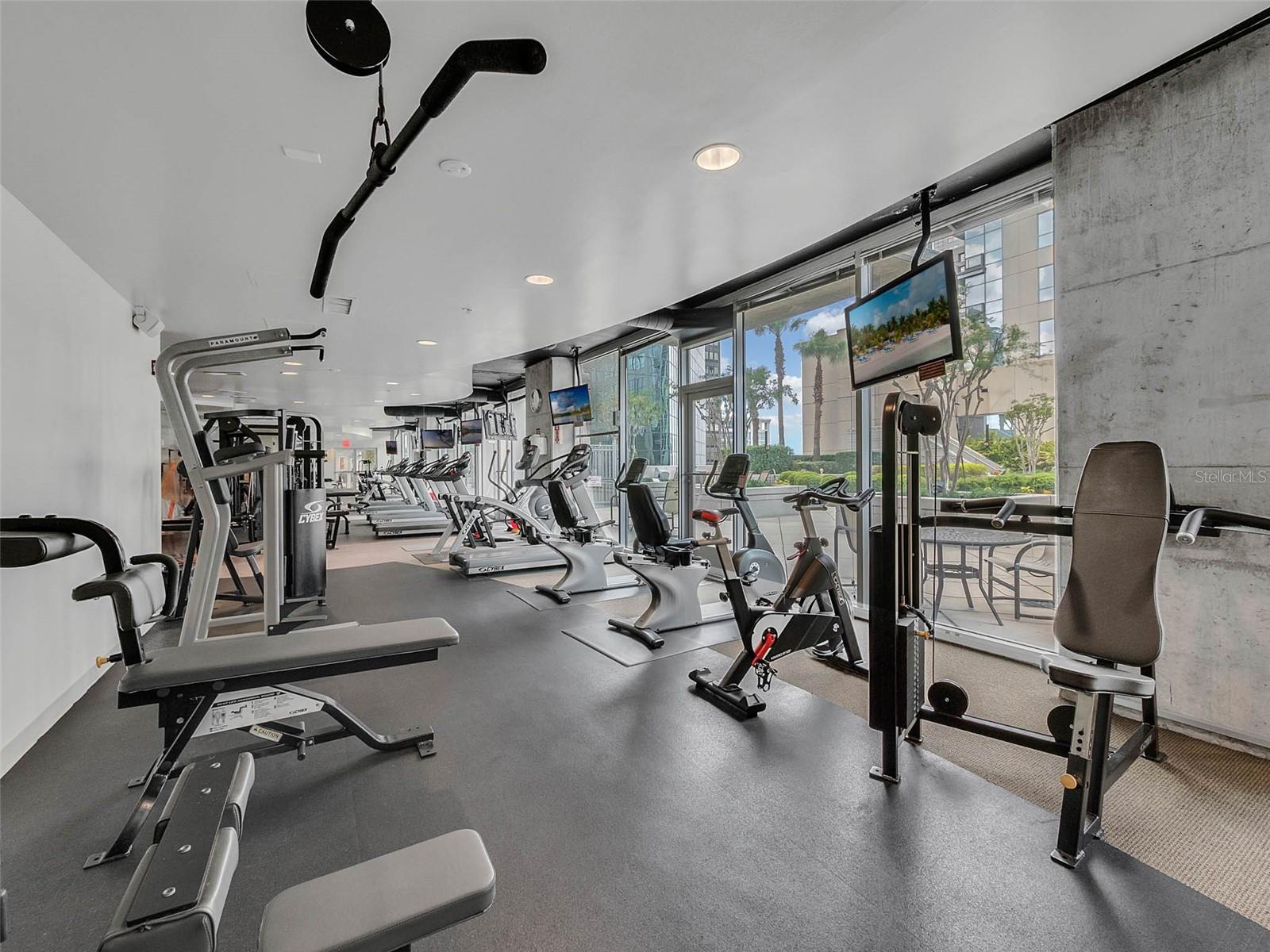 SOLAIRE/PLAZA CONDO - Residential