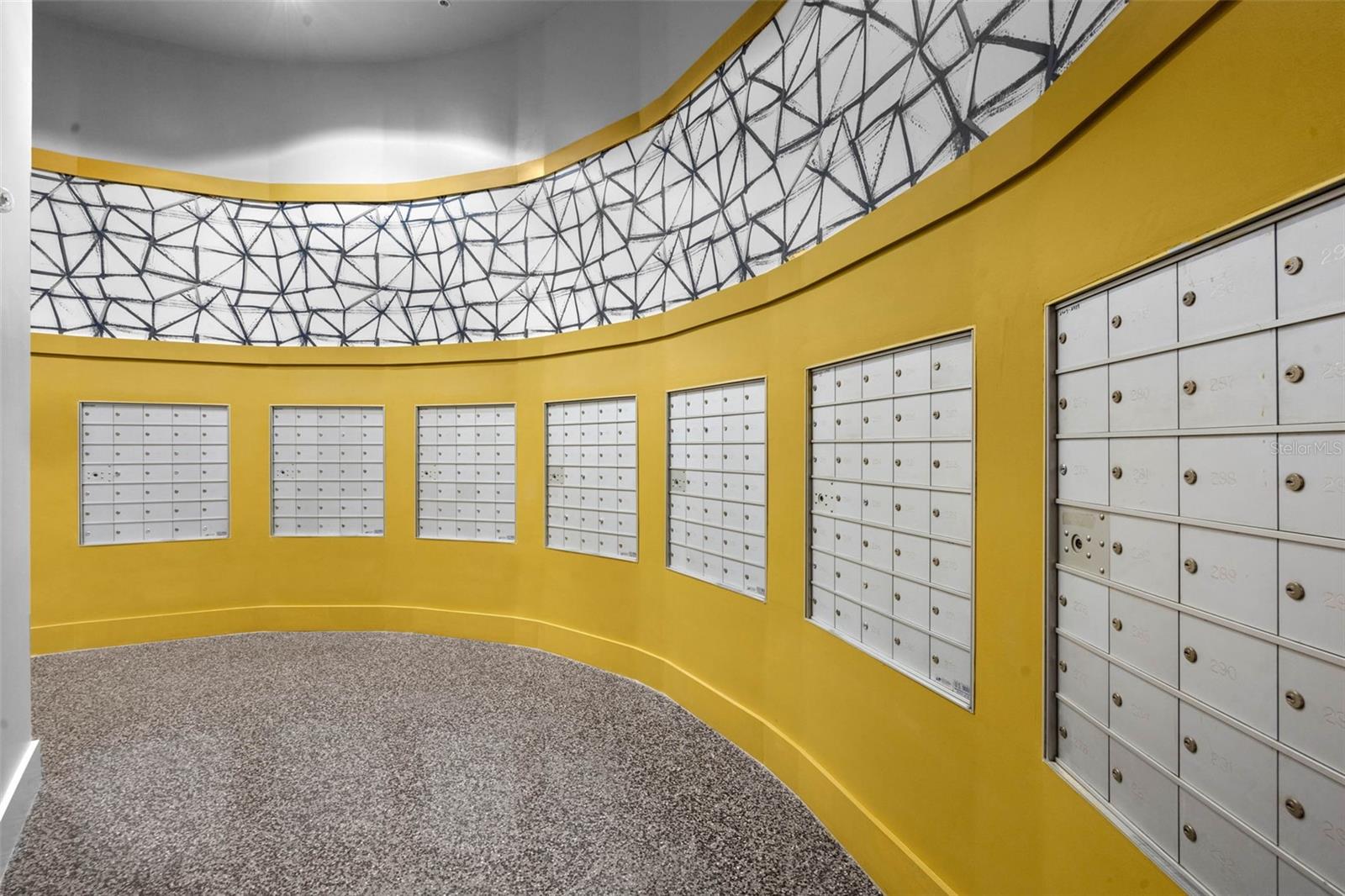 SOLAIRE/PLAZA CONDO - Residential