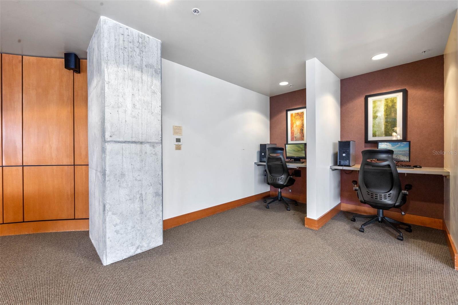 SOLAIRE/PLAZA CONDO - Residential