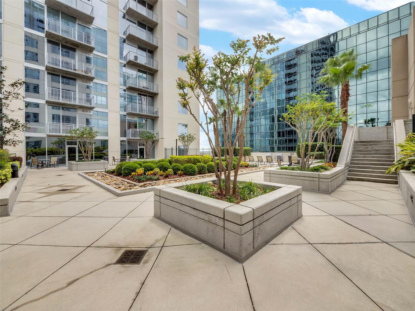 SOLAIRE/PLAZA CONDO - Residential