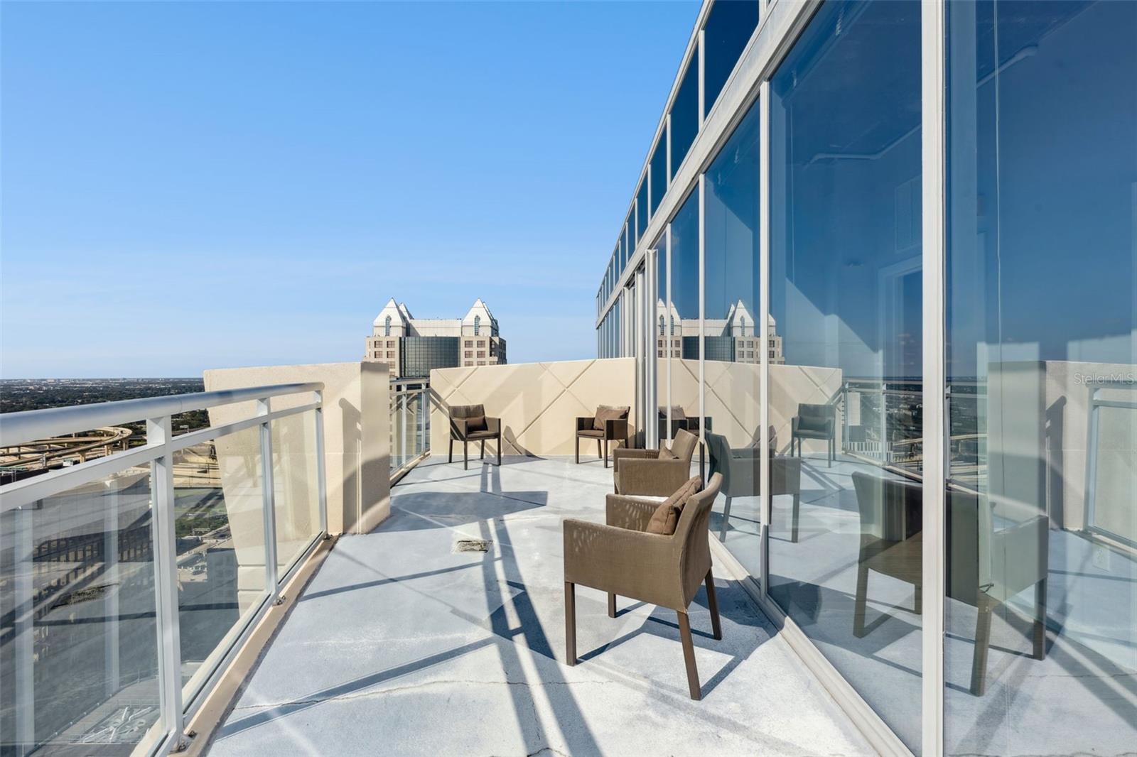 SOLAIRE/PLAZA CONDO - Residential