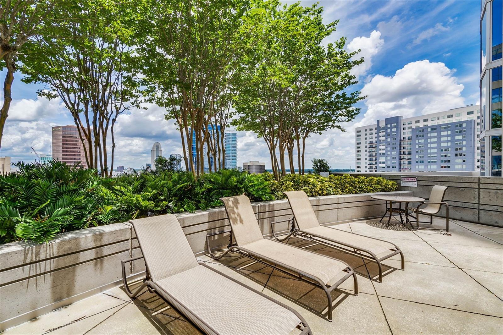 SOLAIRE/PLAZA CONDO - Residential