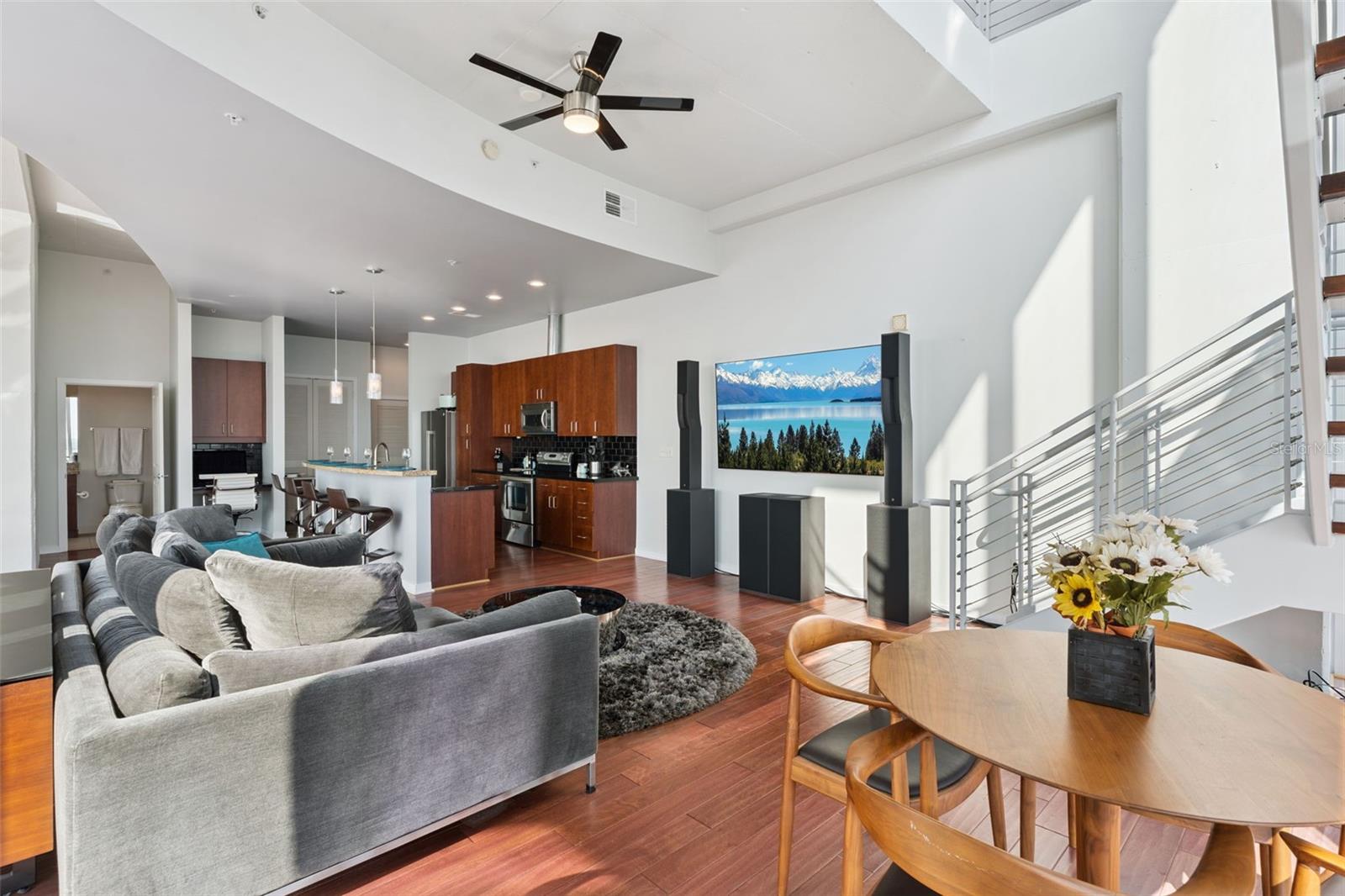 SOLAIRE/PLAZA CONDO - Residential