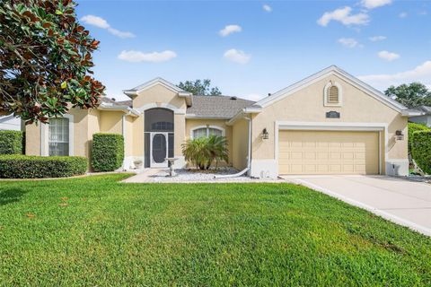 Photo of 5135 Aurora Drive, Leesburg, FL 34748 (MLS # G5101769)