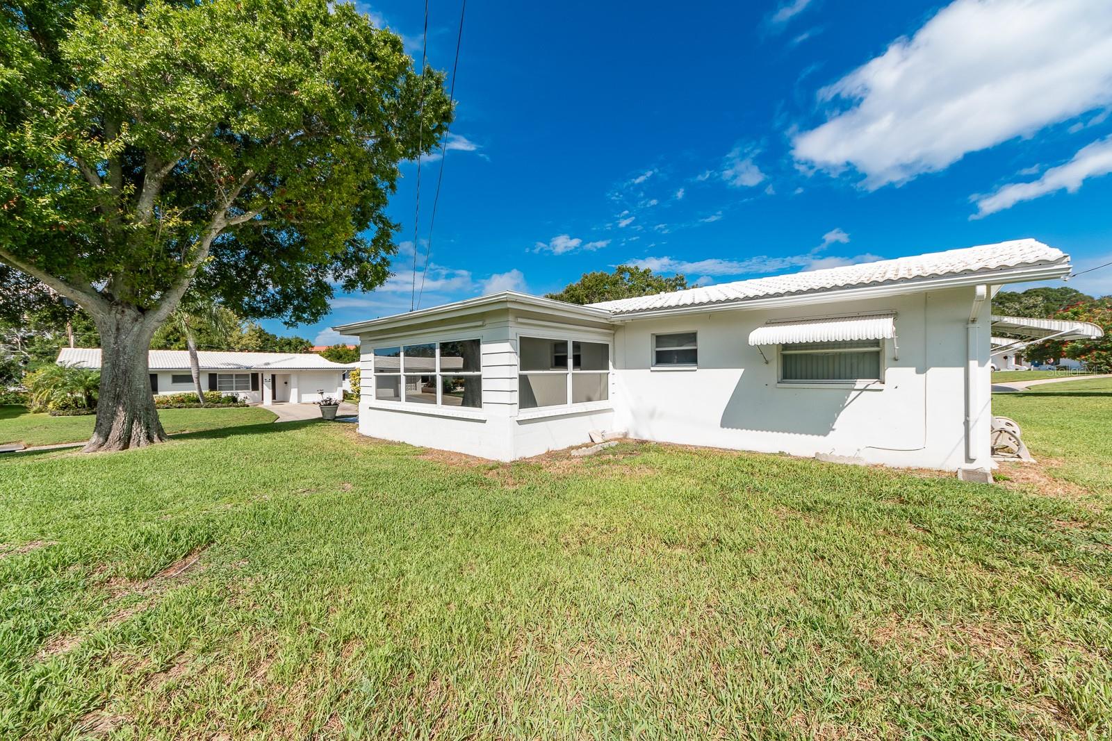 TAMARAC BY THE GULF - Residential