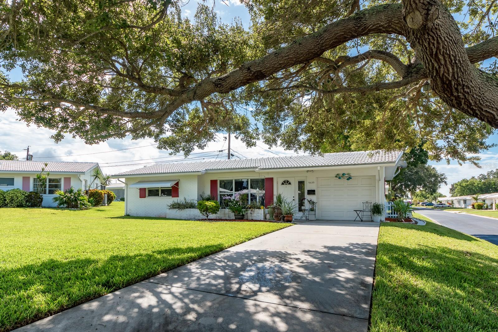 TAMARAC BY THE GULF - Residential